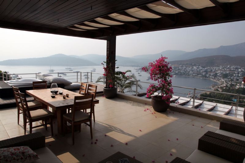 BODRUM TÜRKBÜKÜ AKDUVAR EVİ