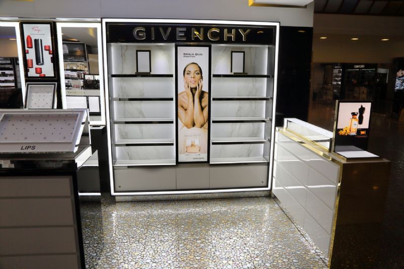 GIVENCHY FRENCH HOUSE