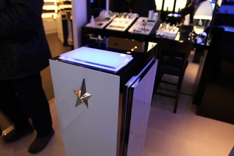 MUGLER HARVEY NICHOLS